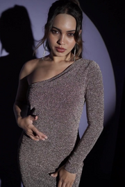 ELIZA ONE SHOULDER SHIMMER DRESS CHAMPAGNE