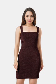 LINA SLEEVELESS SHIMMER DRESS IN WINE
